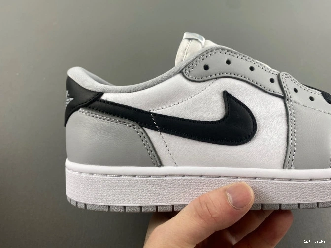 1st Kicks Barons CZ0790-110 OG Low 1 Air Jordan 0723